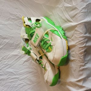 Nike Air Huarache Trainer Size 12